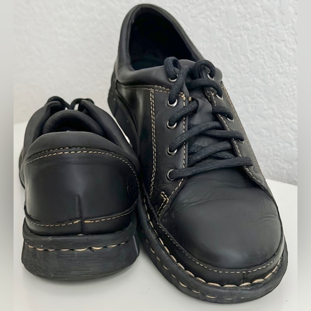 Like New Born Oxford Black Leather Loafer Size 9 / 40